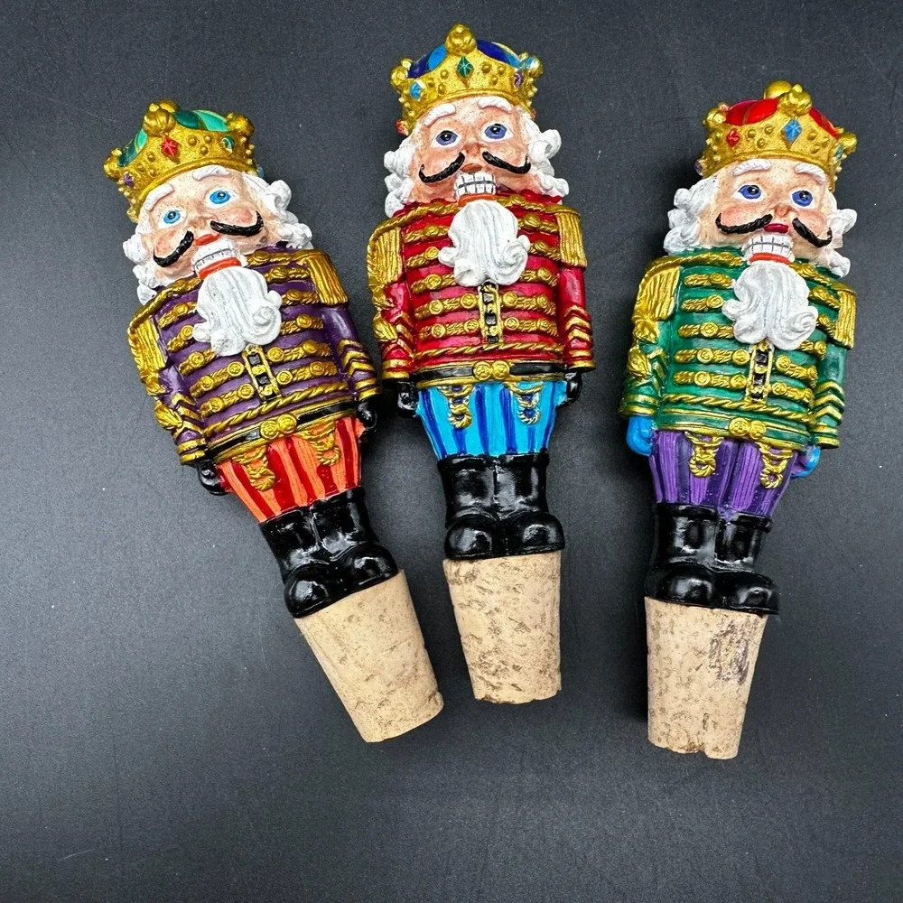 CHRISTOPER RAKO BOTTLE/WINE‎ STOPS NUTCRACKERS